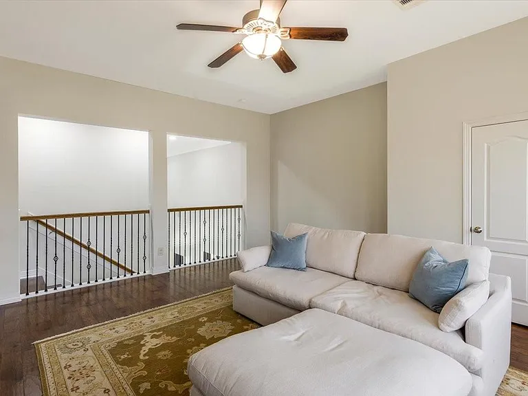 18901 N Bee Cave Springs Cir — Photo 26