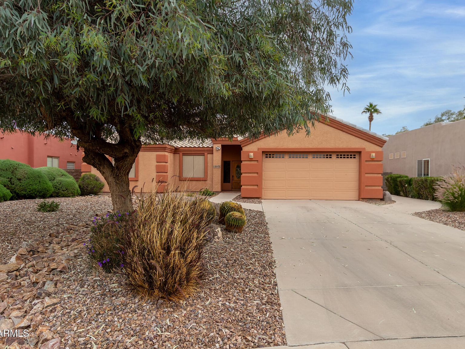 880 W Saint Andrews Dr