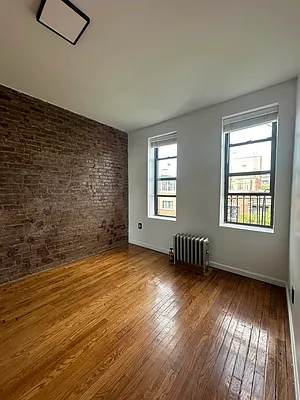 Rented by REAL New York | media 3