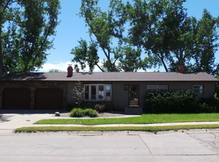 4005 Mary Dr, Rapid City, SD 57702