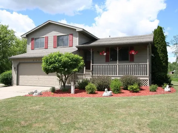 2524 Onondaga Rd, Eaton Rapids, MI 48827