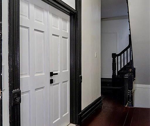 4th image of 43 Linden St