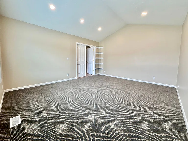 961 E Golden Pheasant Dr — Photo 10