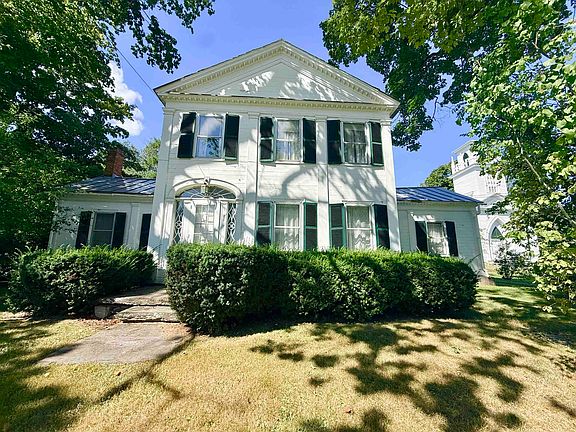 3rd image of 1441 East Main Street