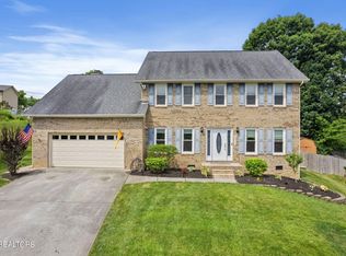 10073 Delle Meade Dr, Knoxville, TN 37931