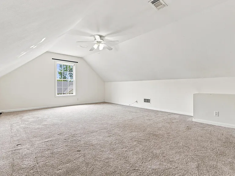 1524 Cedar Springs Cir — Photo 10