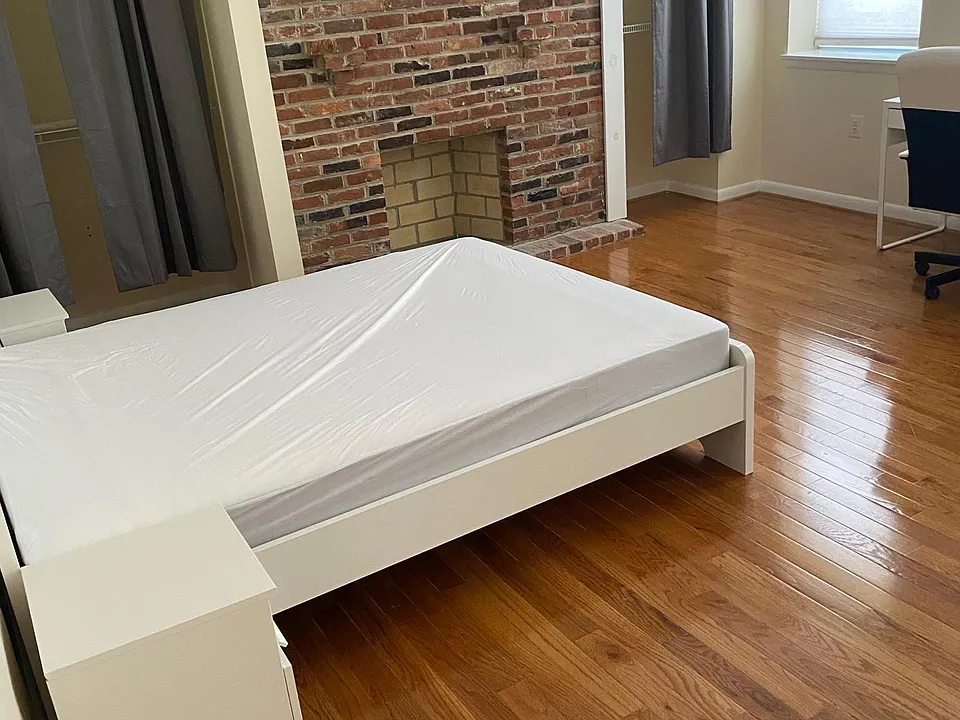 2nd floor bedroom