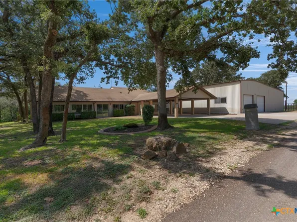 1141 Western Hills Rd, Rockdale, TX 76567