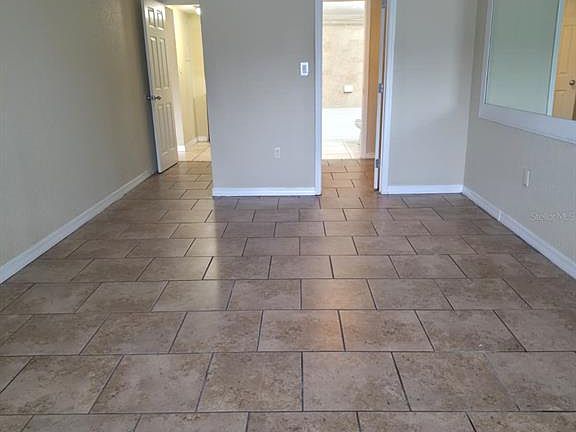 3rd image of 1928 Conway Rd APT 18