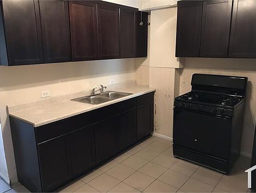 1st image of 7132 S Ingleside Ave #2