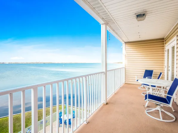 1409 Highway 98 APT 302-1, Mary Esther, FL 32569