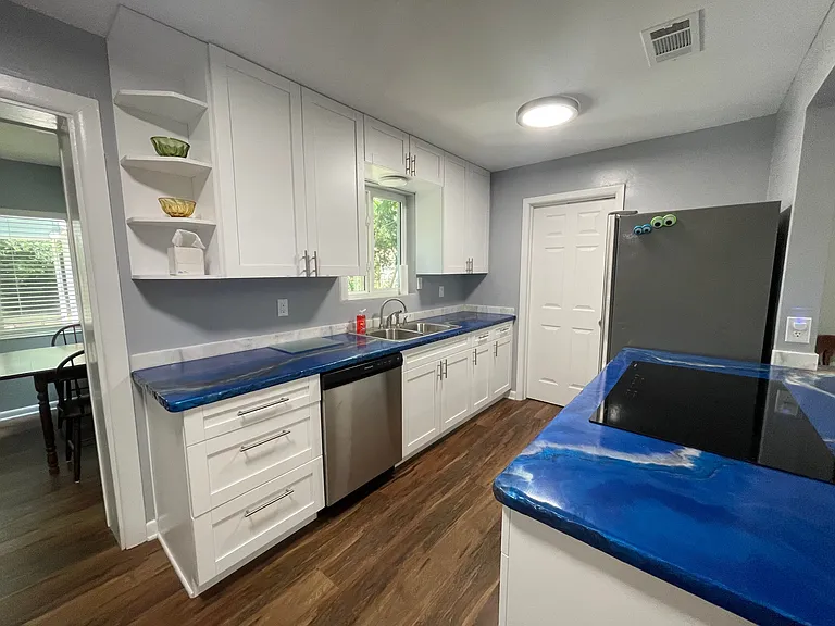 4007 Aldington Dr #C — Photo 10