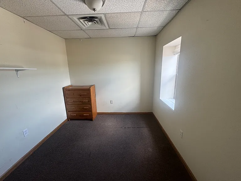 104 E Main St #G — Photo 7