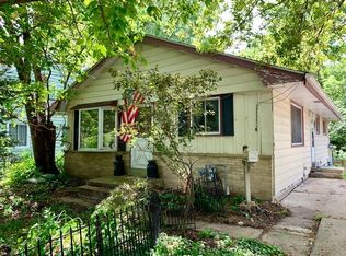 401 Harvey Ave, Waukesha, WI 53186