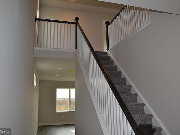 2nd image of 201 Sunglo Dr Lot 128