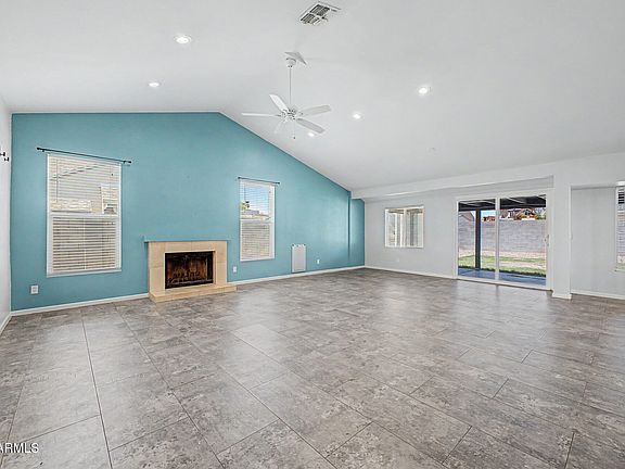 5th image of 8556 W CHARTER OAK Road