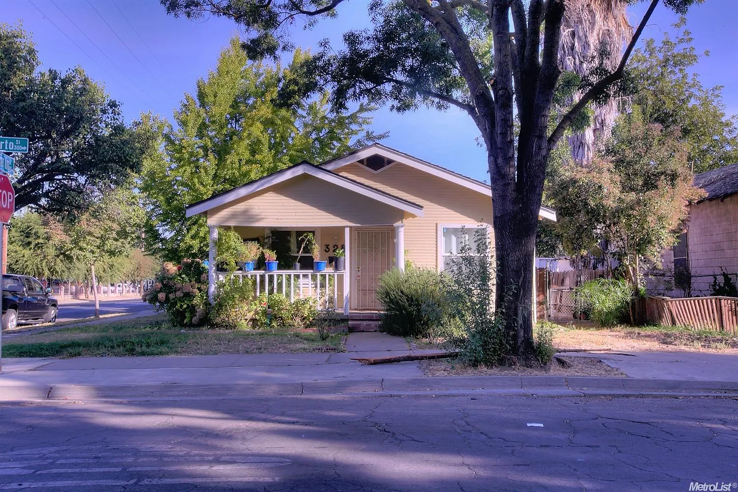 328 Ruberto St photo 1