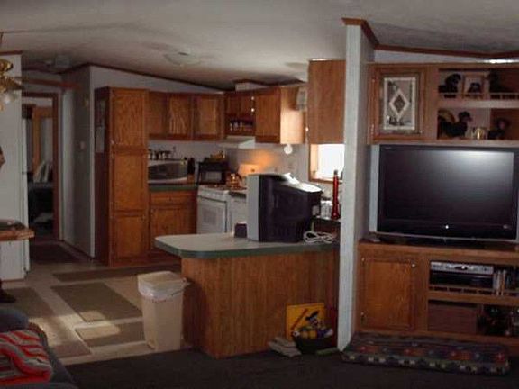 3rd image of 14 Little Circle Dr