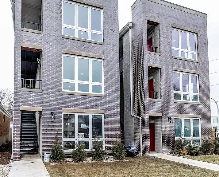1232 S Fairfield Ave #3 — Photo 1