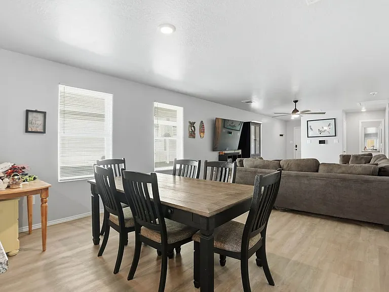 10231 Mesa Medina — Photo 15
