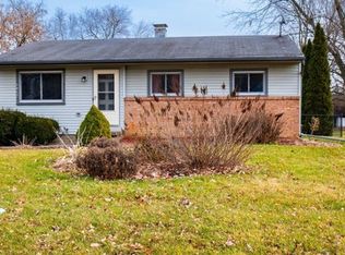 3017 Viking Rd, Lansing, MI 48911