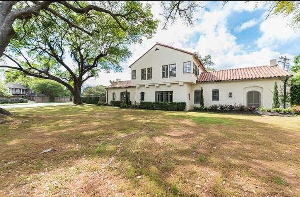 2500 Harrison Ave - Property Image