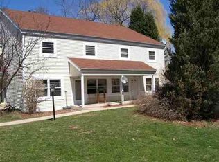 1020 Ridgewood Way, Madison, WI 53713