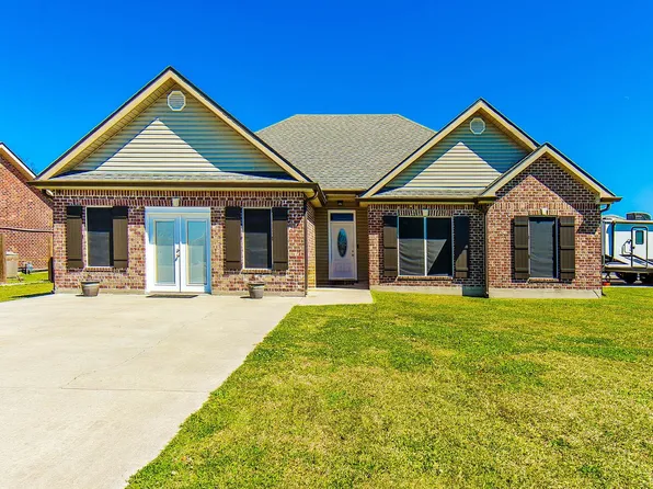 135 Lunenburg St, Houma, LA 70364