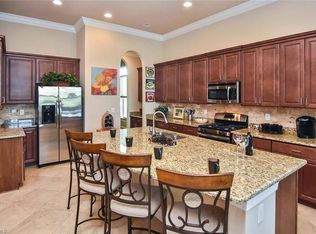 13701 Woodhaven Cir, Fort Myers, FL 33905