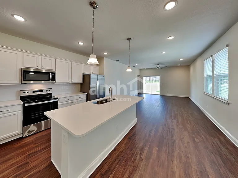 621 Onate Cir — Photo 4