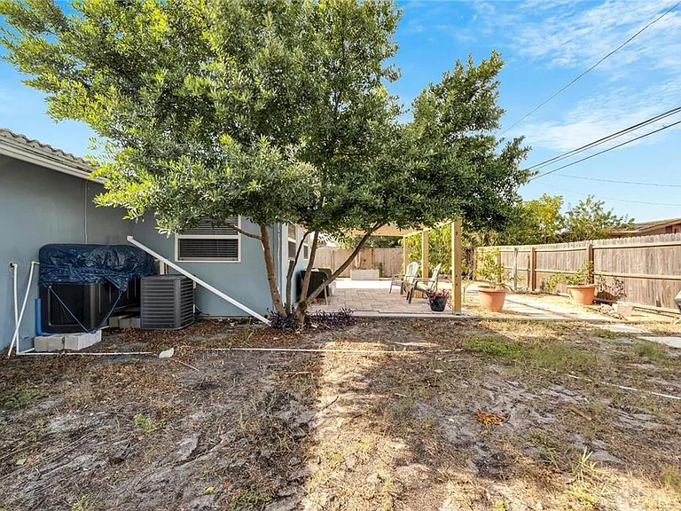 2138 Timber Ln — Photo 37