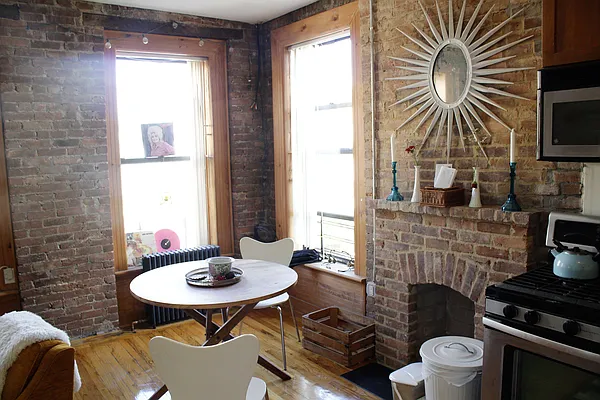 Rented by Luxor Homes & Investment Realty | media 24