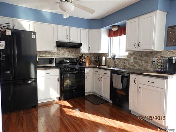 4th image of 707 Woodingham Ave
