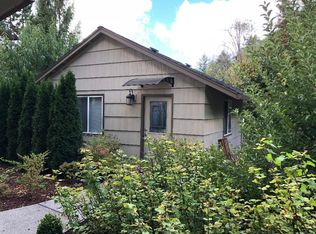 5716 SW Hamilton St, Portland, OR 97221