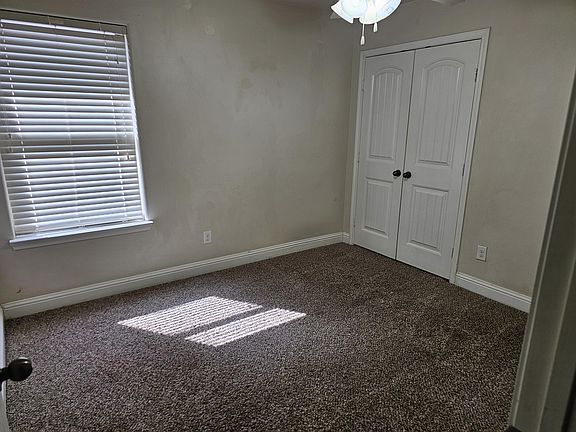 5th image of 806 E 93rd St