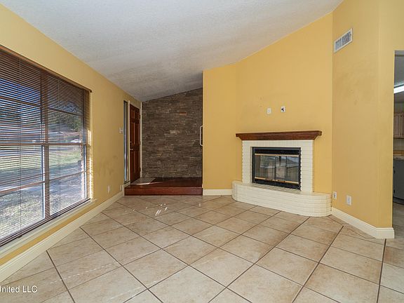 5th image of 116 Edmund Dr