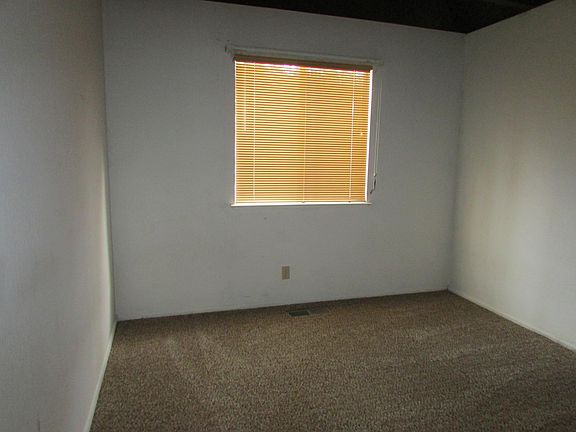 5th image of 3115 N Lake Blvd #55
