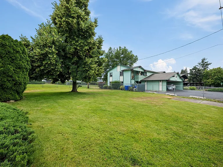 1521 N Bowdish Rd — Photo 21