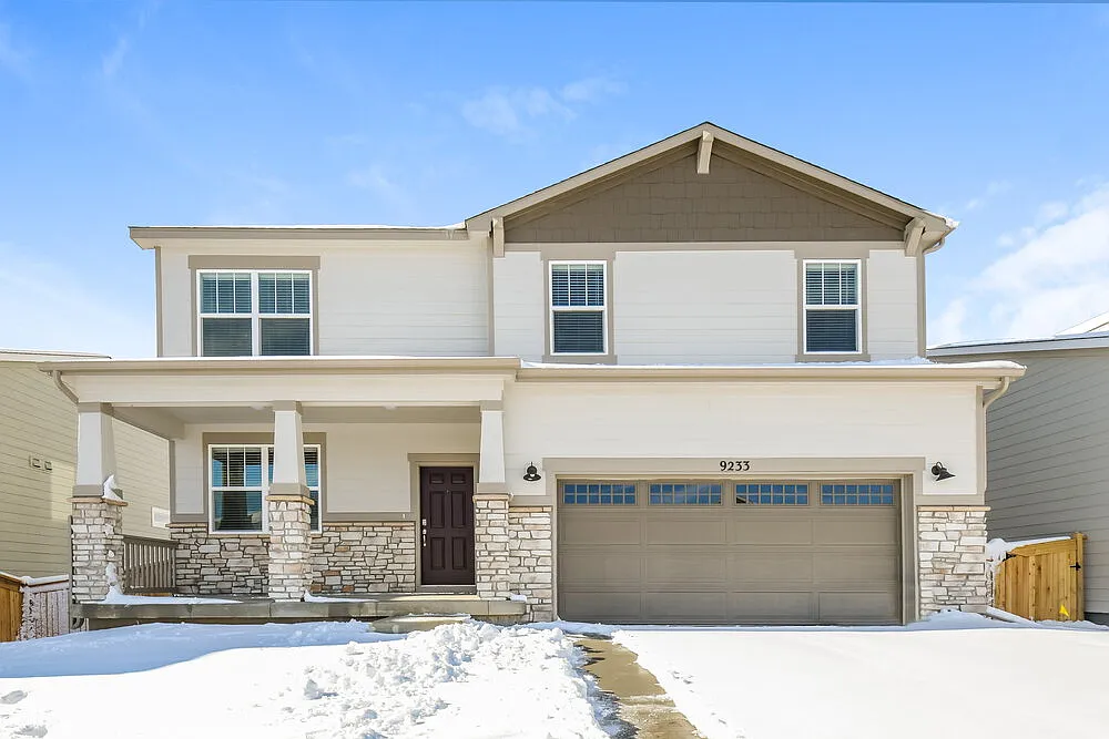 4 bed, 2.5 bath, 2662 sqft, $3,245 — Photo 1