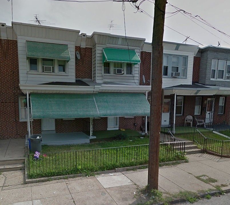 2nd image of 2309 Buckius St