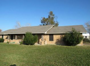 402 W Miller Ave, Iowa, LA 70647