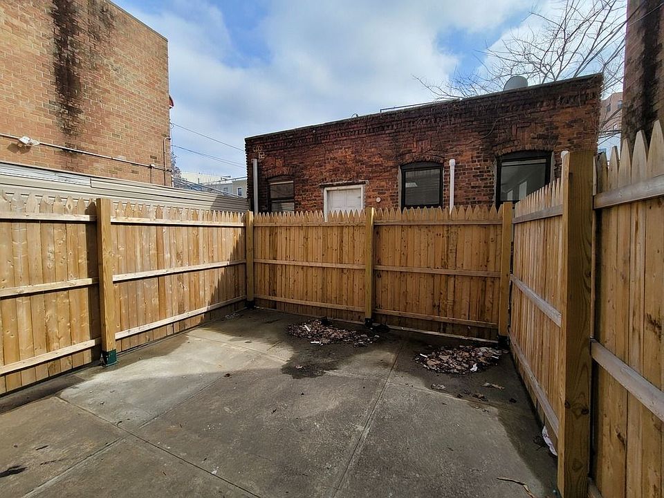 1st image of 106 Ellery St #A1
