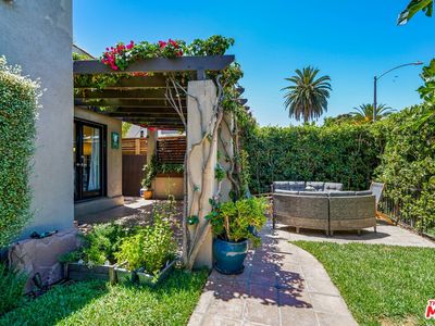 750 N Curson Ave, Los Angeles, CA, 90046