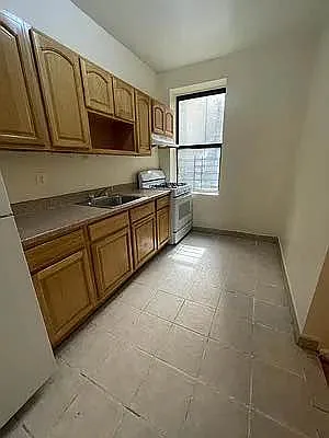 Rented by BRICK & GALO REALTY CORP | media 11