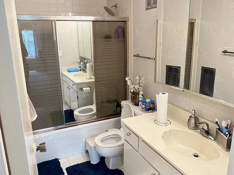 1605 E Central Rd #202A — Photo 17