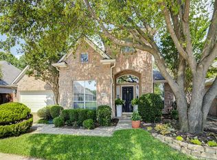 802 Lake Point Cir, McKinney, TX 75072