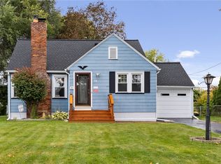 38 Cedar Rd, Rochester, NY 14616