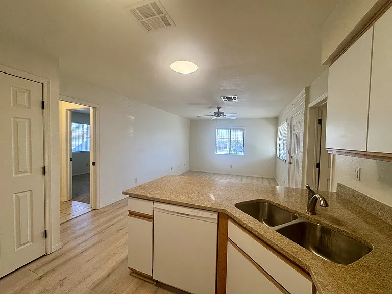 360 N Highland Ave #1 — Photo 7