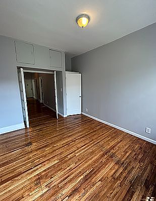 5th image of 302 E 3rd St #4K
