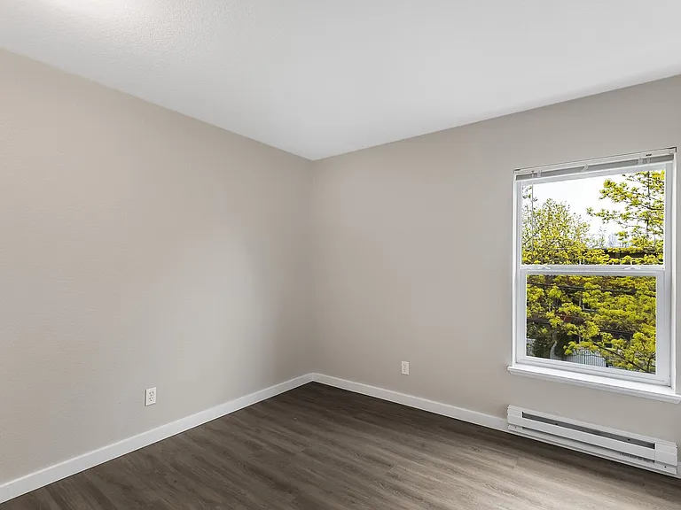 Leschi View Apartments — Photo 14